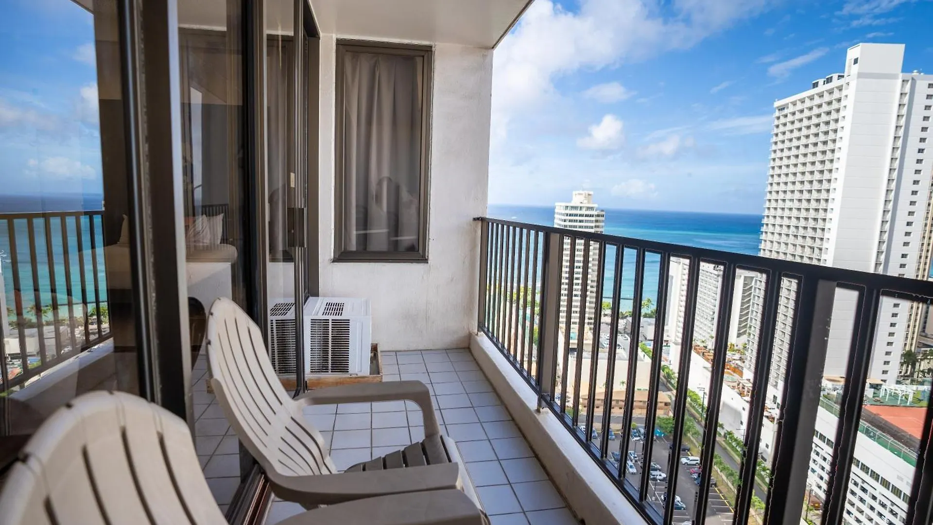Deluxe Ocean View Condo 2 Queen Beds In Waikiki, Free Parking & Wi-Fi Гонолулу Апартаменты