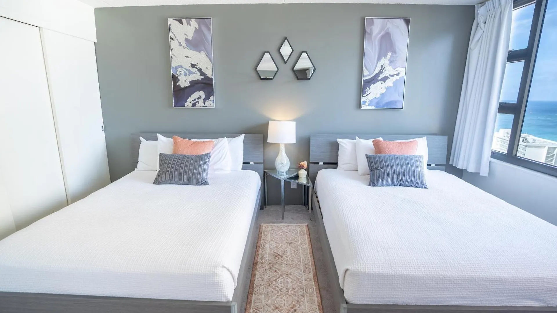 Deluxe Ocean View Condo 2 Queen Beds In Waikiki, Free Parking & Wi-Fi Гонолулу США